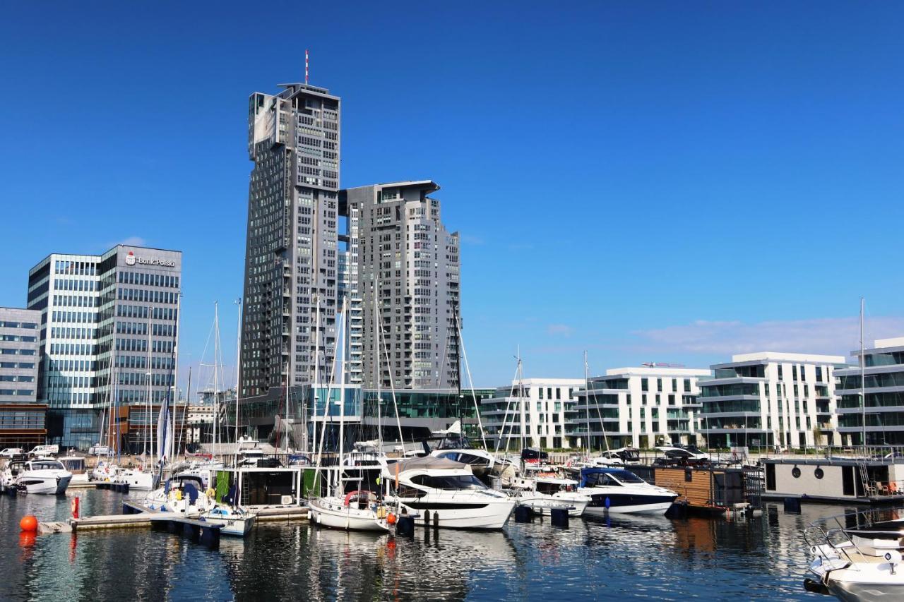 Yacht Park Marina *