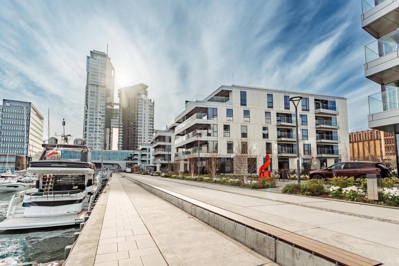 Yacht Park Marina Apartment *